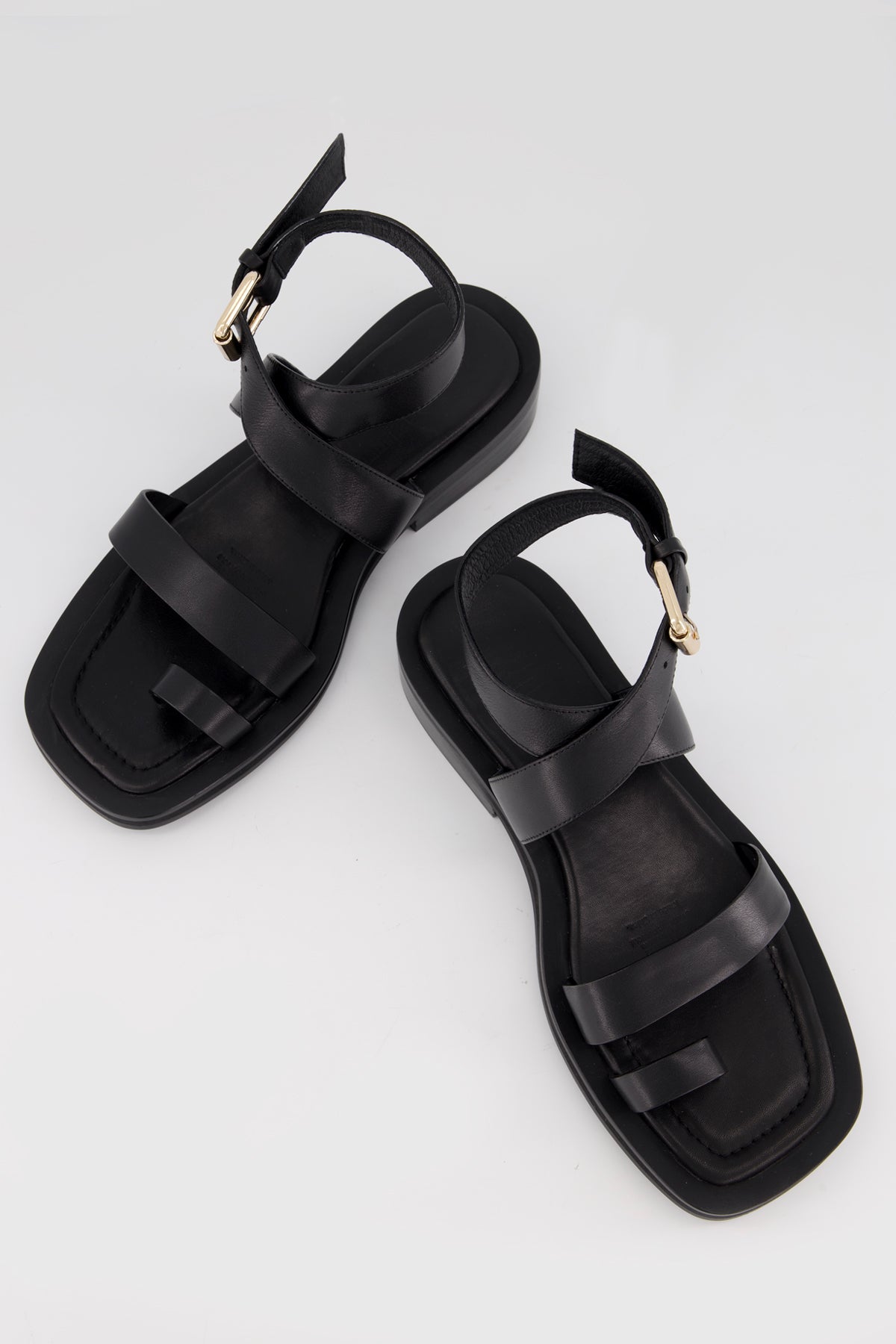Carmen Black | PRE-ORDER