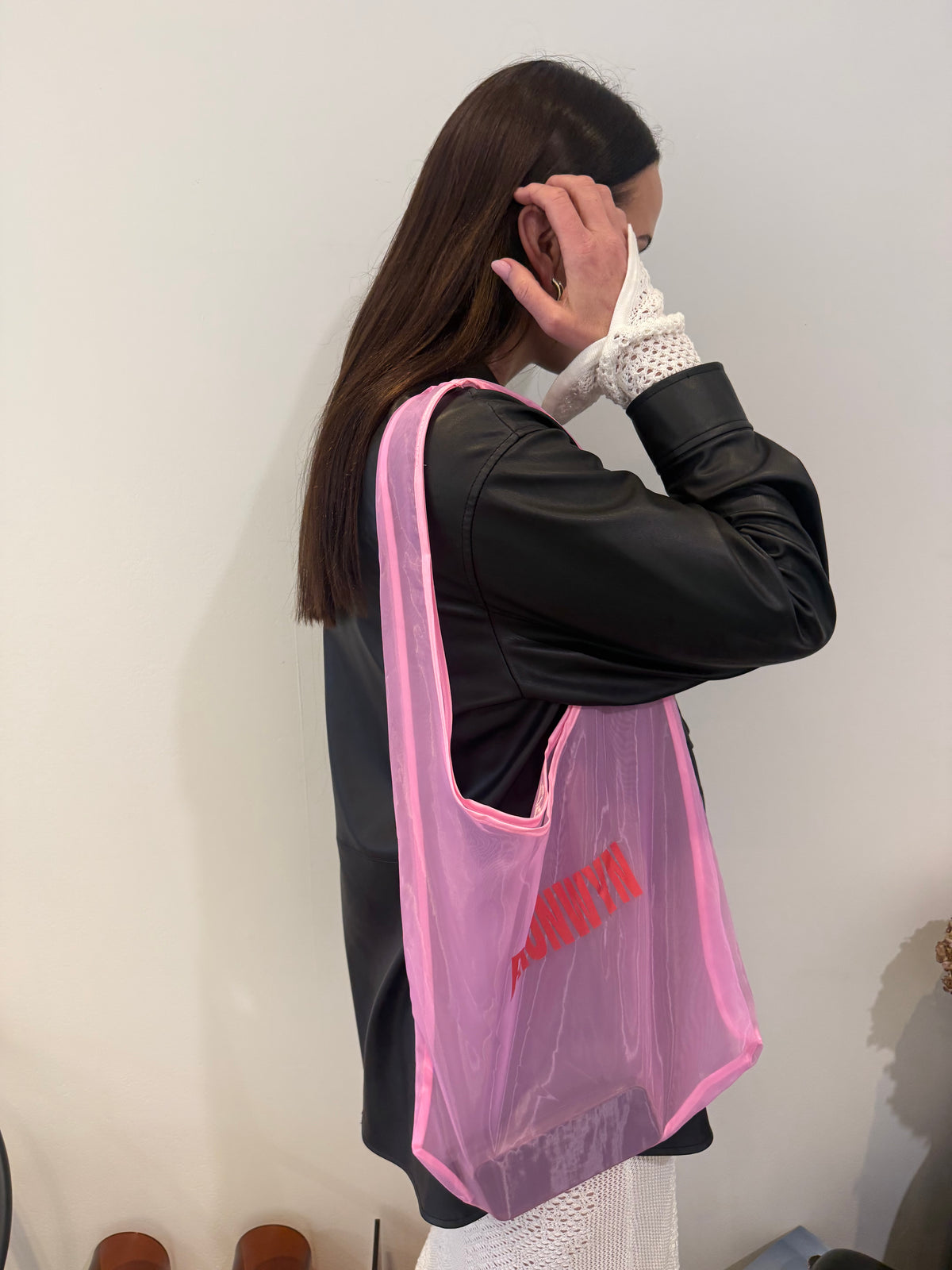 Bronwyn Mesh Tote pink