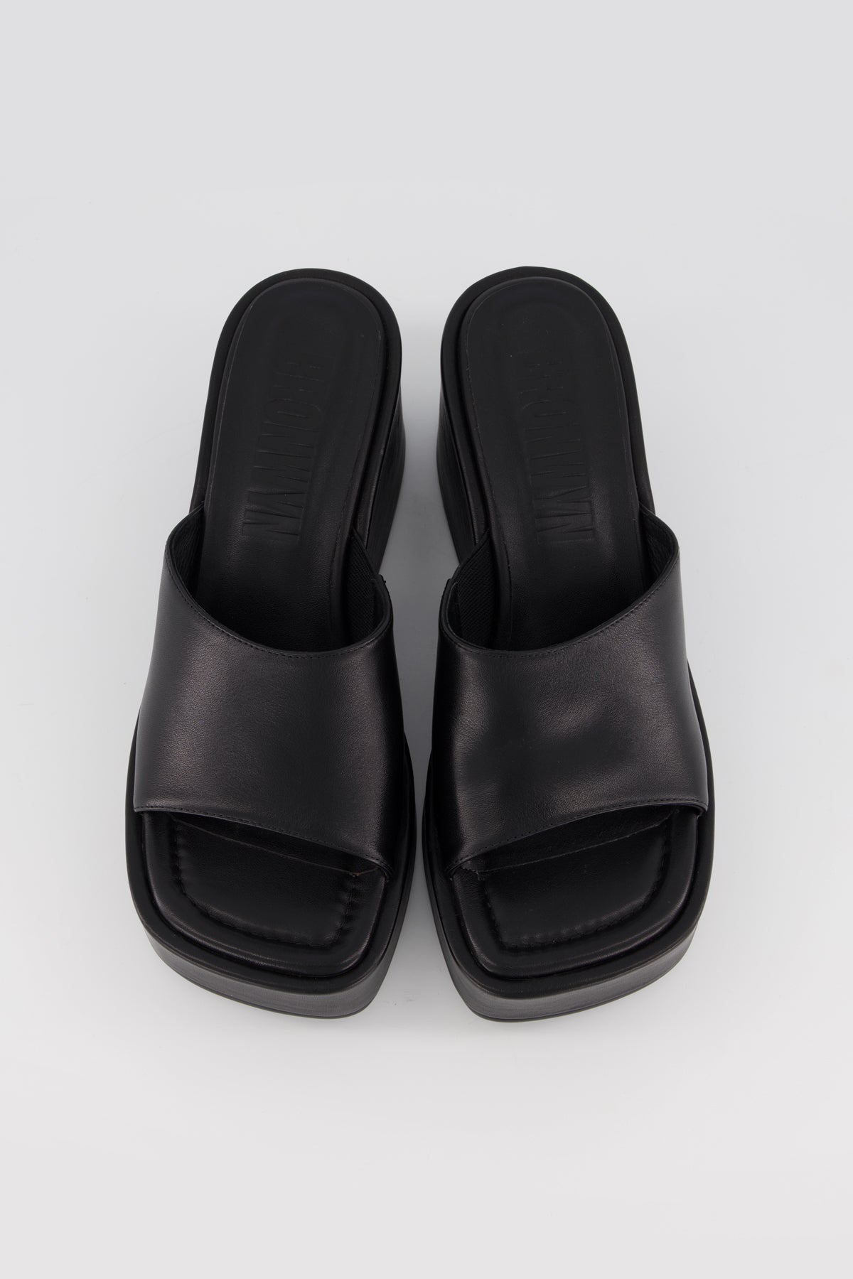 Tia Black | PRE-ORDER